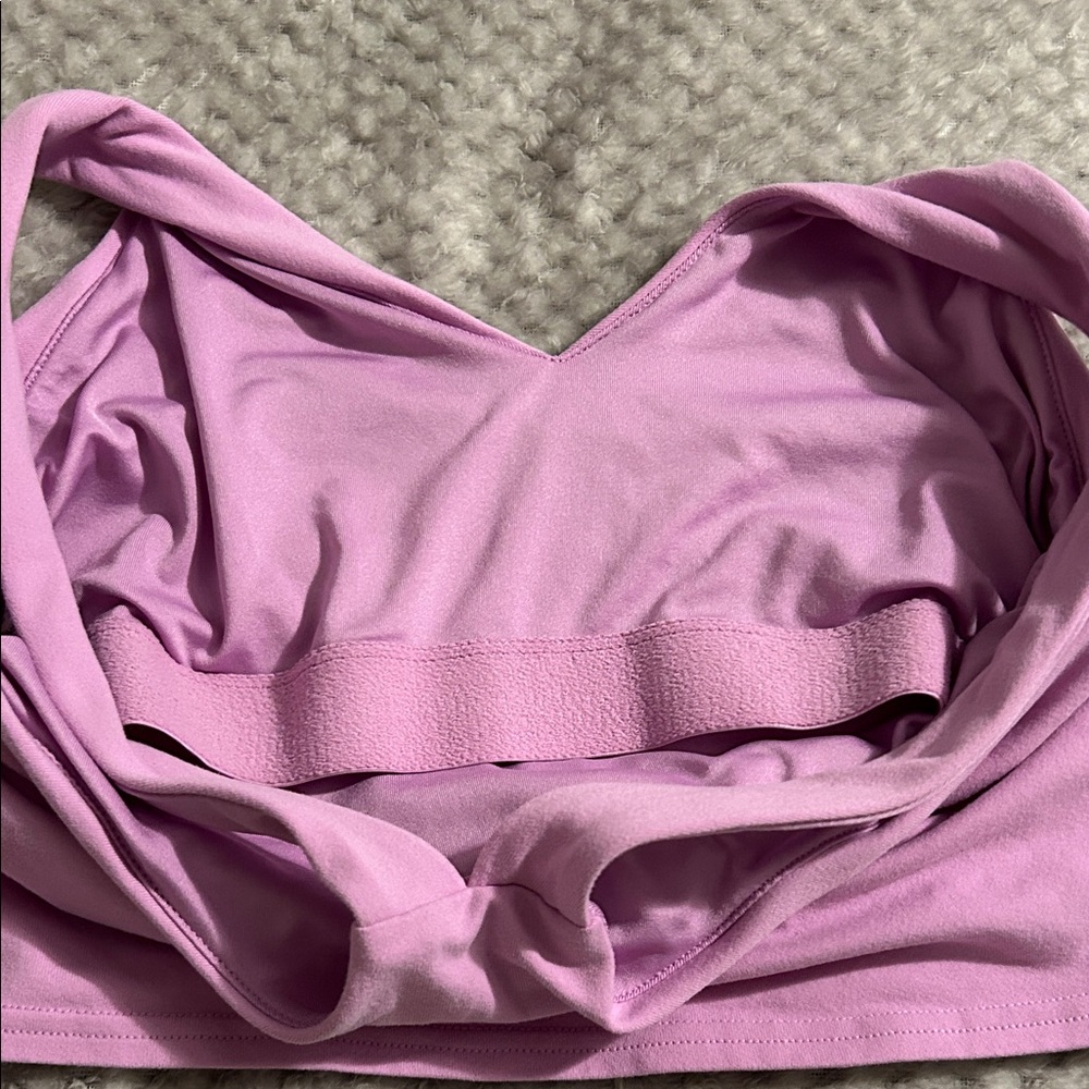 ALO Yoga Mauve Shorts and Top Set - Picture 5 of 12